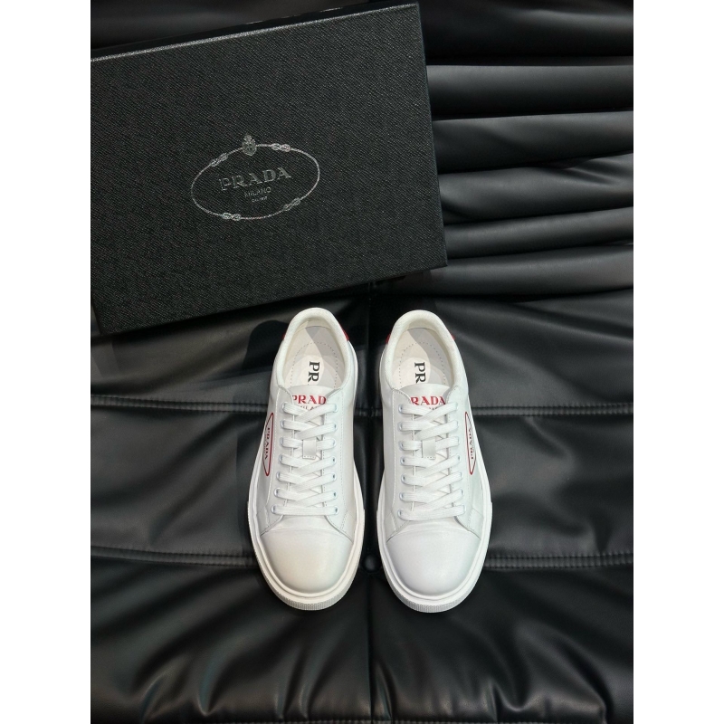 Pra*a sneakers